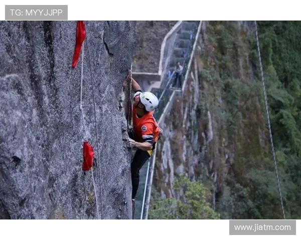 广州攀岩队在全国攀岩耐力排行榜中荣获第六名的优异成绩 广州攀岩队在全国攀岩耐力排行榜中荣获第六名的优异成绩
