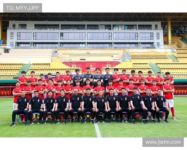 广州足球队边路渗透战术解析与实践探讨 广州足球队边路渗透战术解析与实践探讨