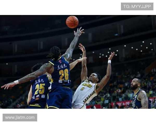 浙江与广厦精彩对决全场回放分析与精彩瞬间重温