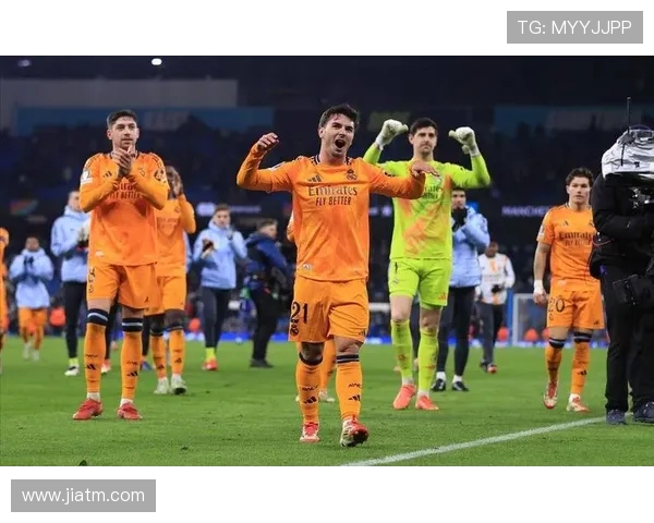 皇家马德里主场迎战伯纳乌球队全力争胜展现王者风范