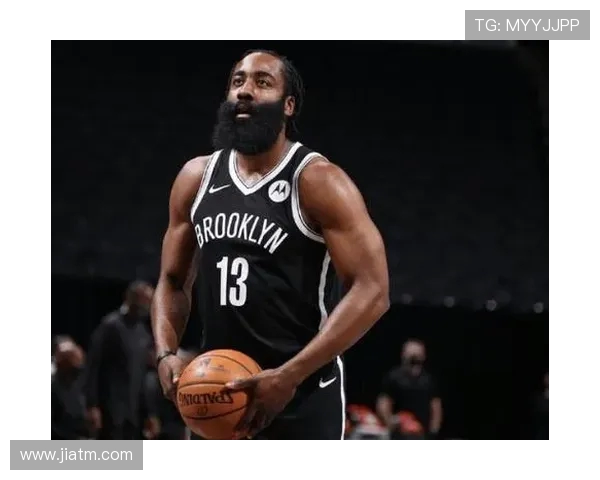 篮网与雄鹿激战第4节精彩回顾球员表现与关键时刻分析