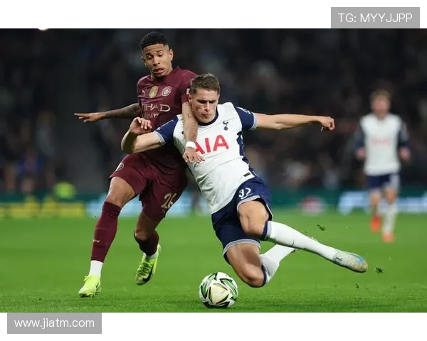 维拉与热刺的精彩对决VR技术带你身临其境感受比赛魅力