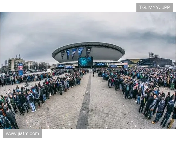 张强独家分享CSGO游戏技巧与心得体会助你提升竞技水平