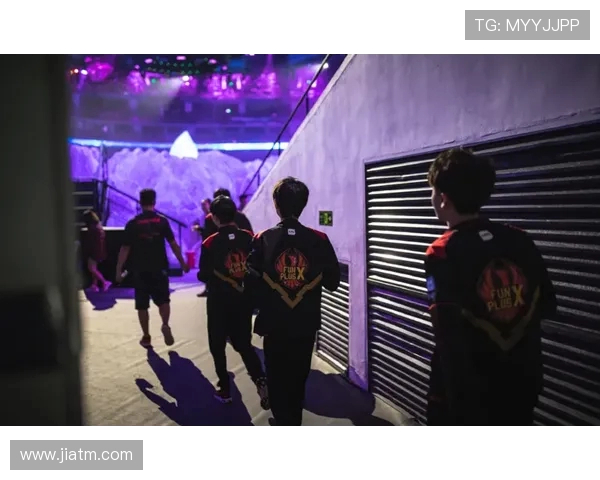 赛后深度分析V5与FPX的耐力较量与战术博弈